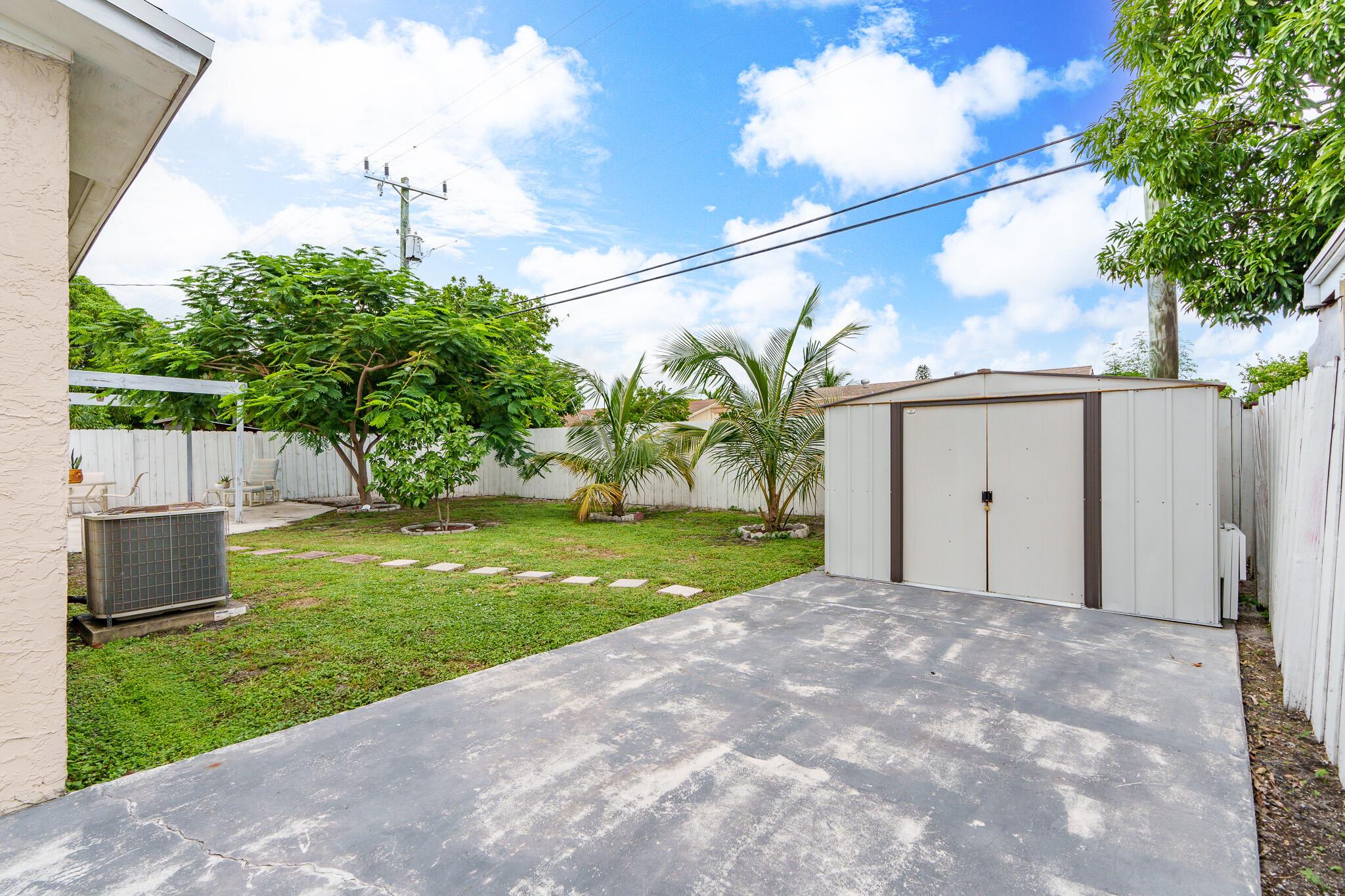 ROLLING GREEN RIDGE 1ST A - Residential Lease