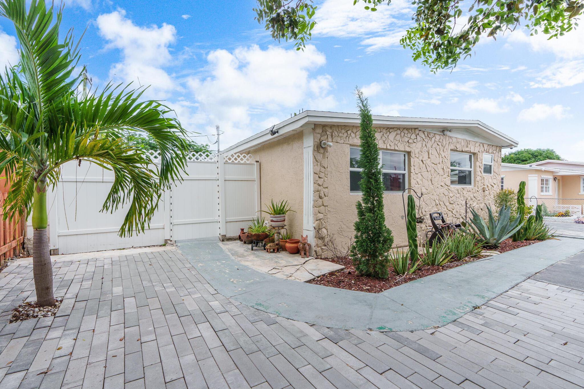 ROLLING GREEN RIDGE 1ST A - Residential Lease