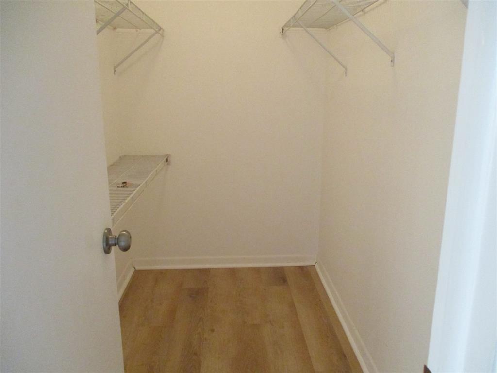 ISLE OF SANDALFOOT - Residential Lease