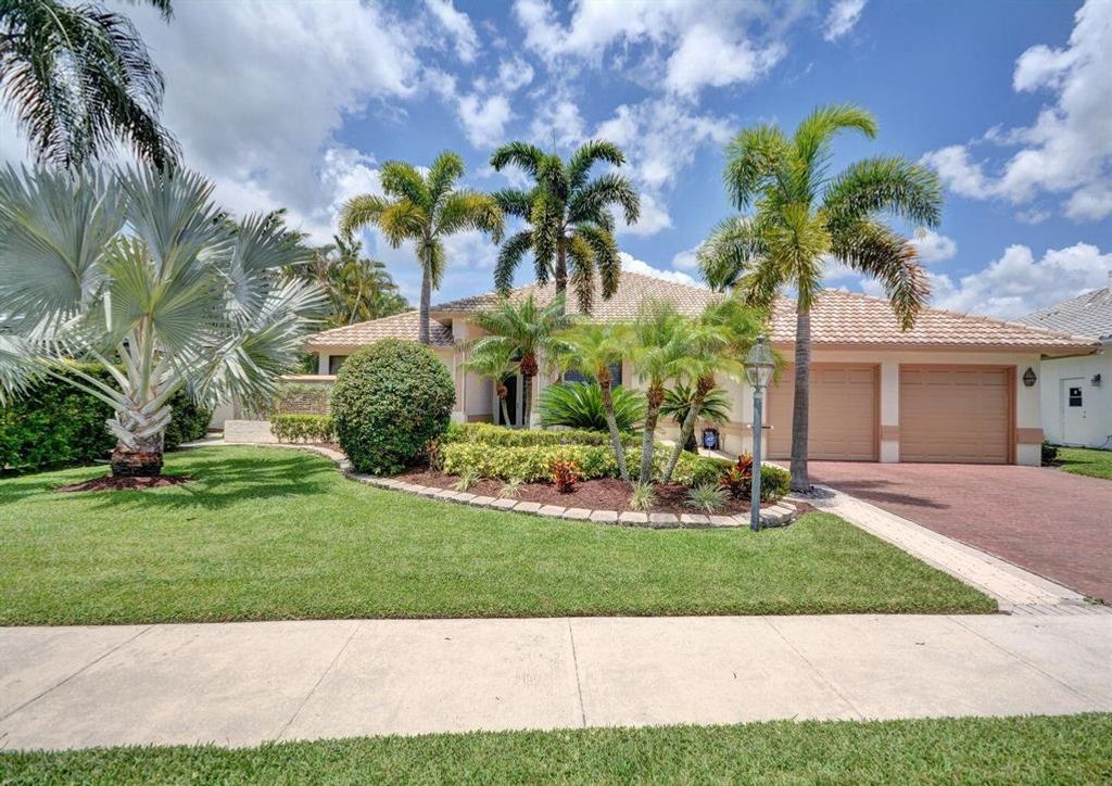 Photo of 12837 Calais Circle, Palm Beach Gardens, FL 33410 (MLS # R10759867)