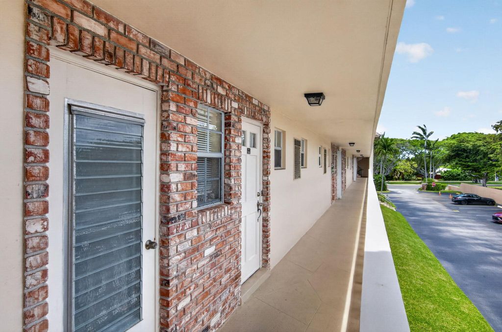 Photo of 400 NE 20th Street #A205, Boca Raton, FL 33431 (MLS # B26019184)