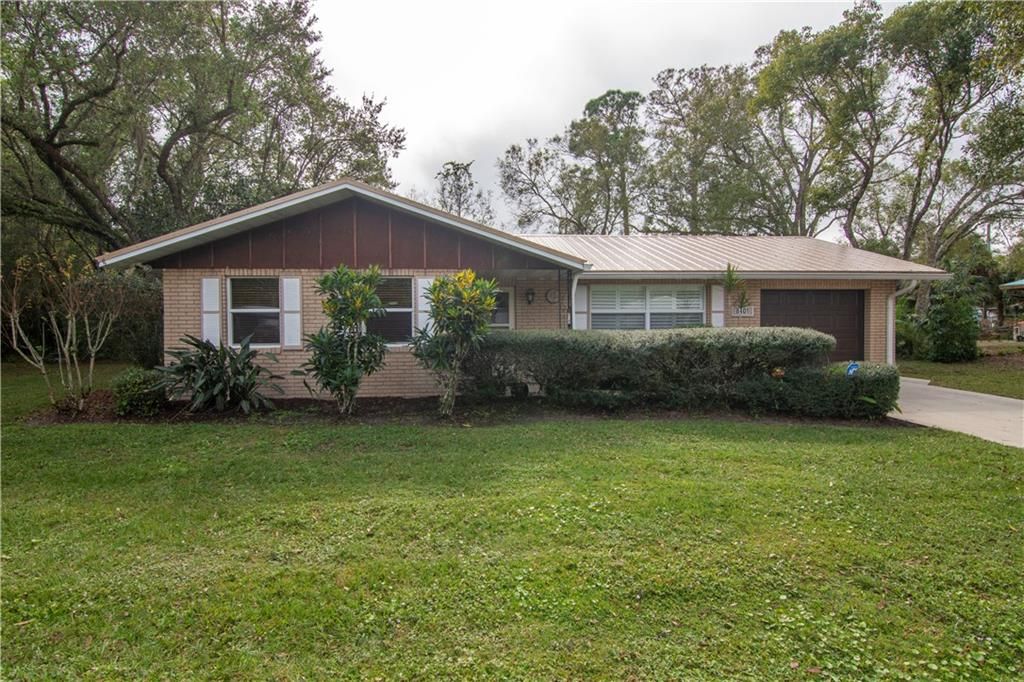 Photo of 8401 Lakeland Blvd, Fort Pierce, FL 34951 (MLS # F10361248)