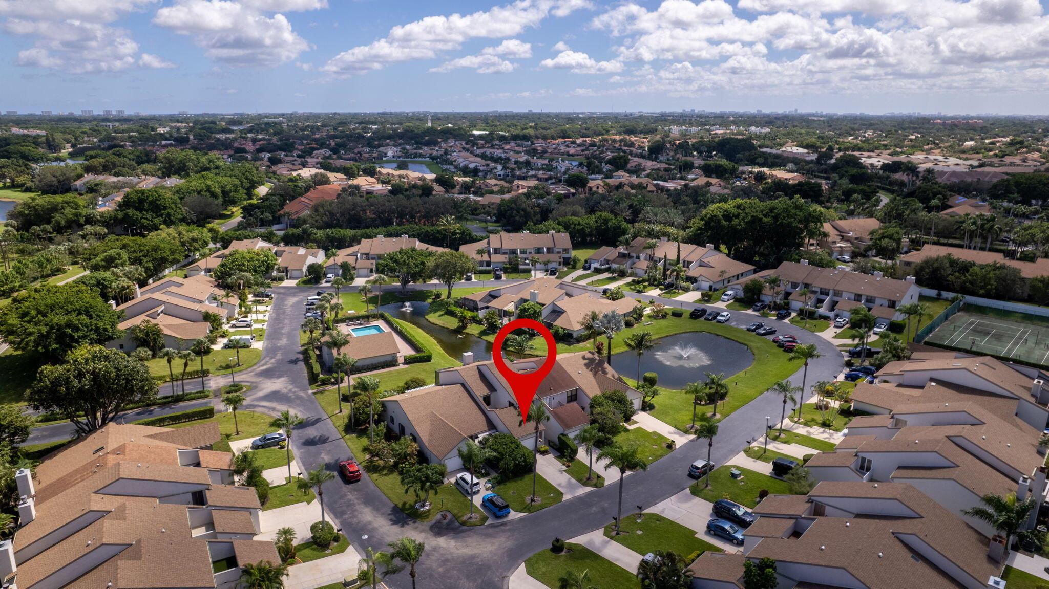 CANARY PALM CLUB - Residential