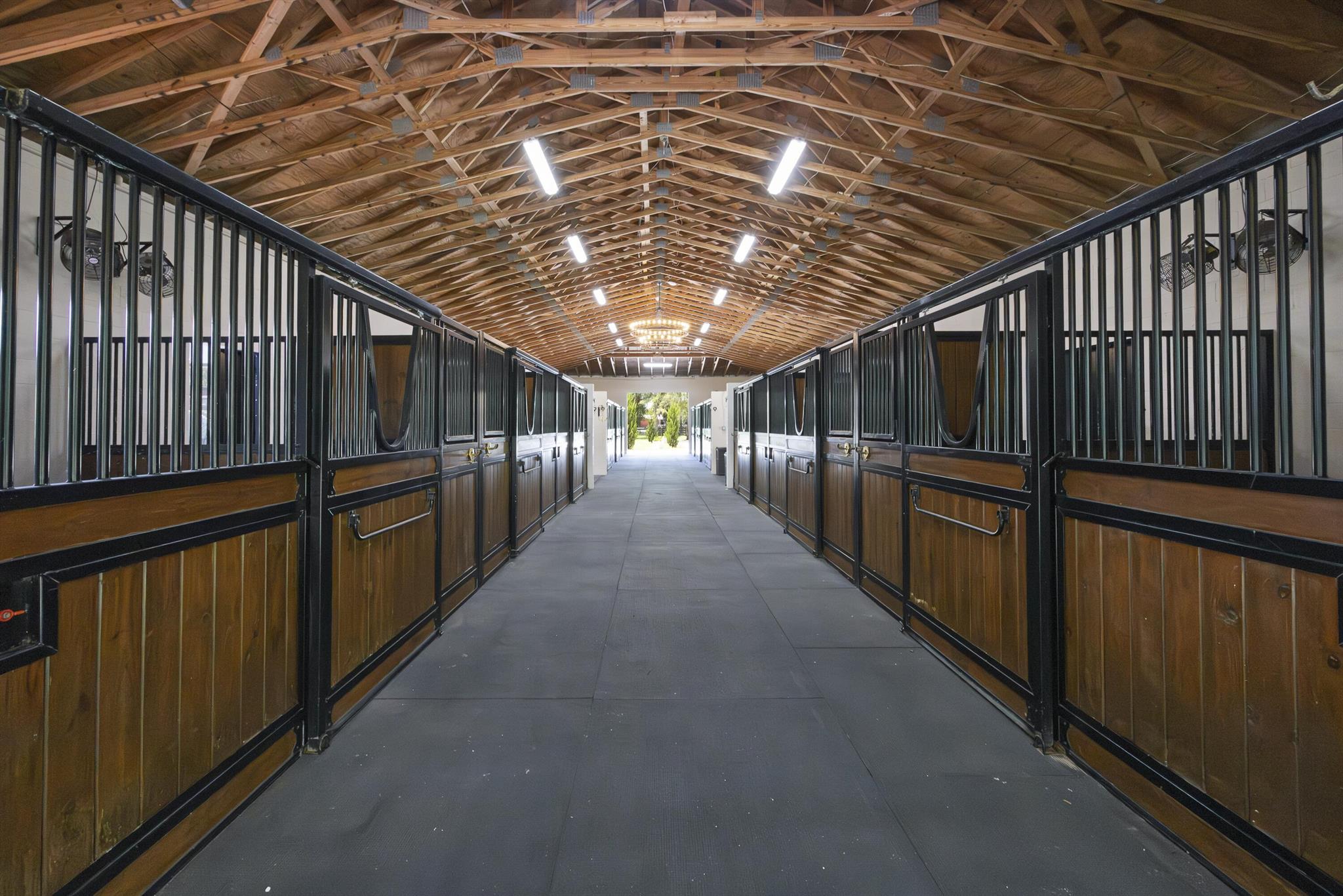 LOXAHATCHEE GROVES - Residential Lease