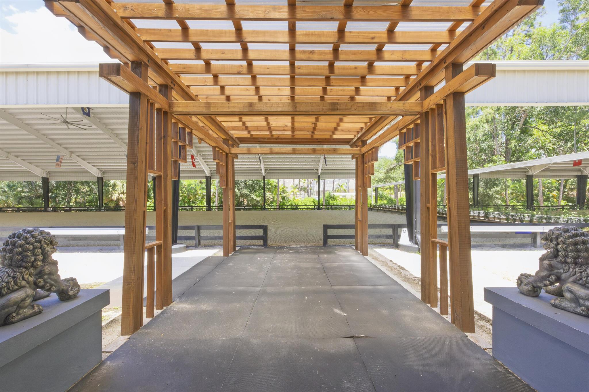 LOXAHATCHEE GROVES - Residential Lease