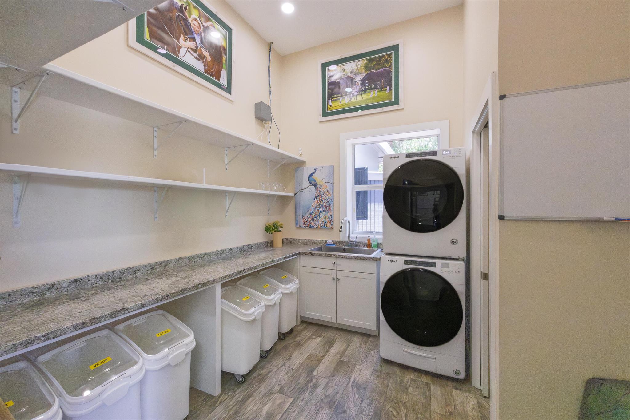 LOXAHATCHEE GROVES - Residential Lease