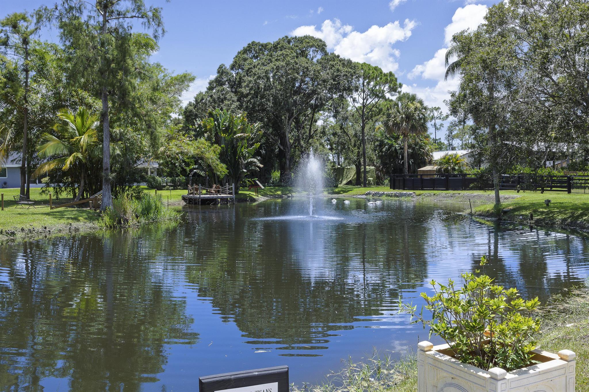 LOXAHATCHEE GROVES - Residential Lease