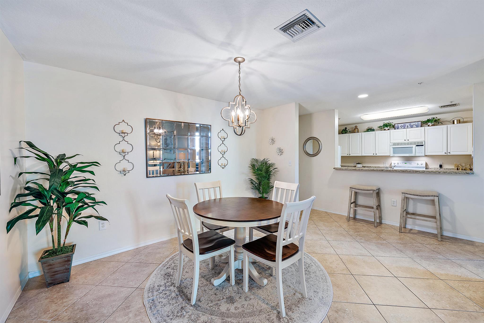 VILLAGE AT ABACOA CONDO - Residential Lease