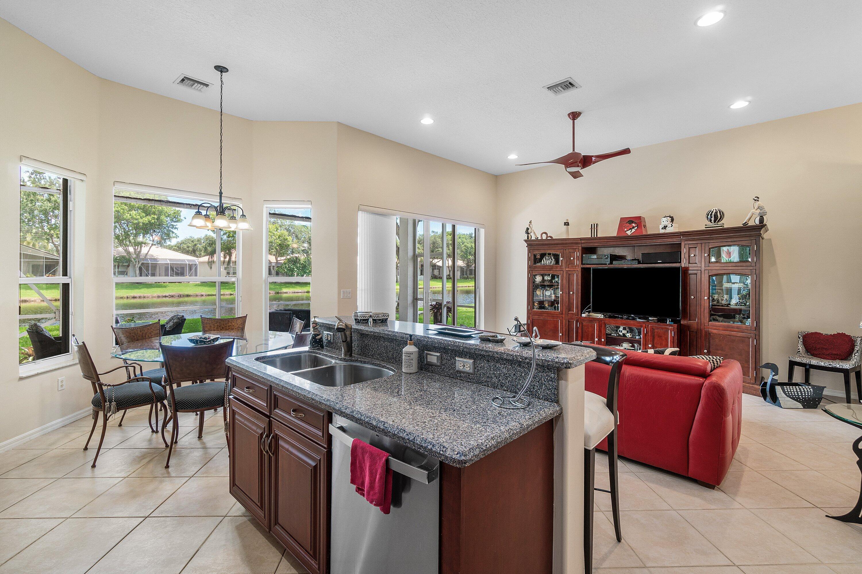 12196 Landrum Way
