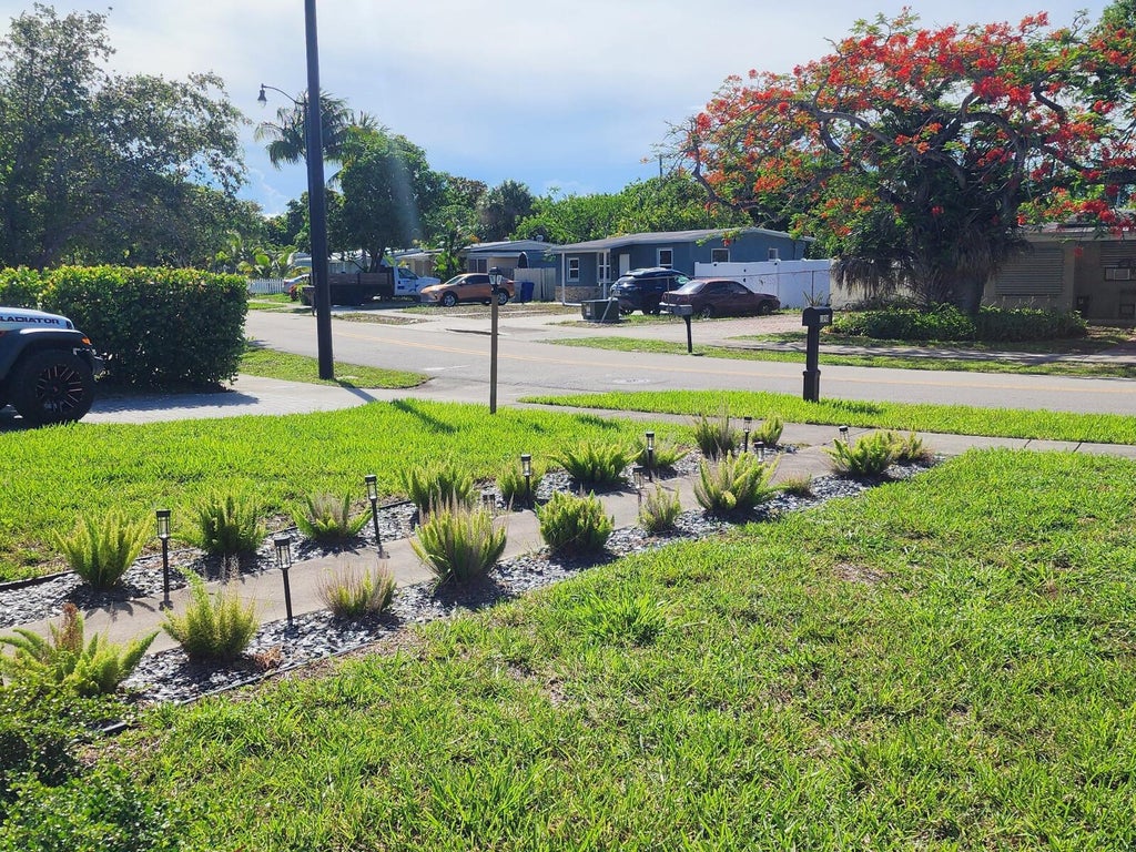 Photo of 1896 NE 50 Street, Pompano Beach, FL 33064 (MLS # R11099959)