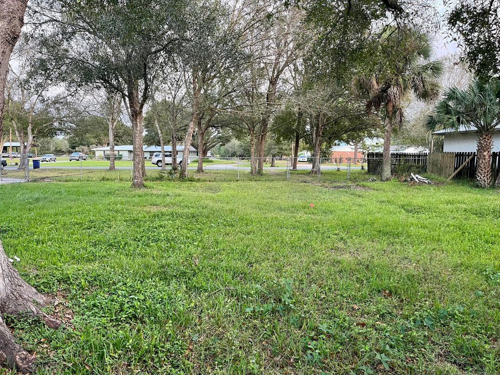 Photo of 1845 Copenhaver Road, Fort Pierce, FL 34945 (MLS # R10935534)
