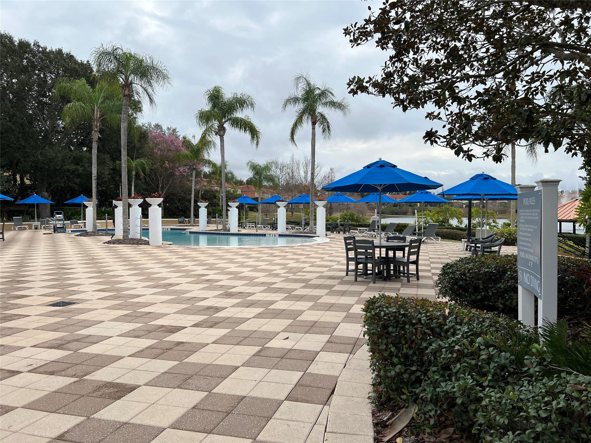 ENCANTADA - Residential