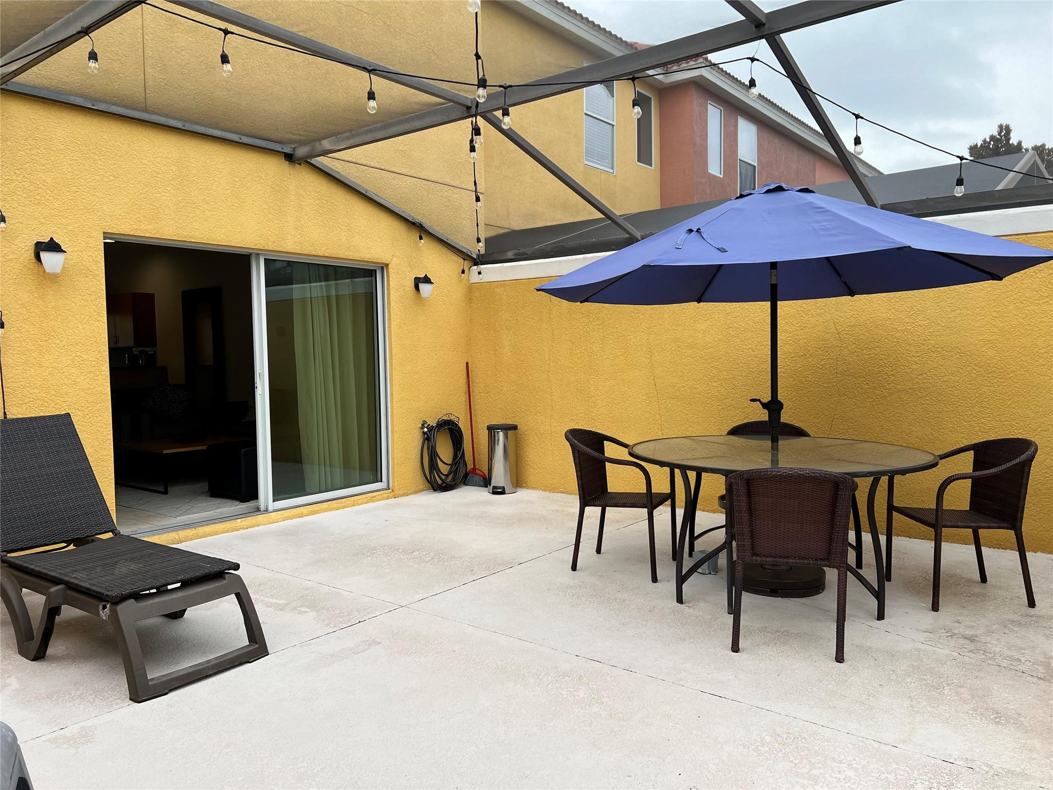 ENCANTADA - Residential