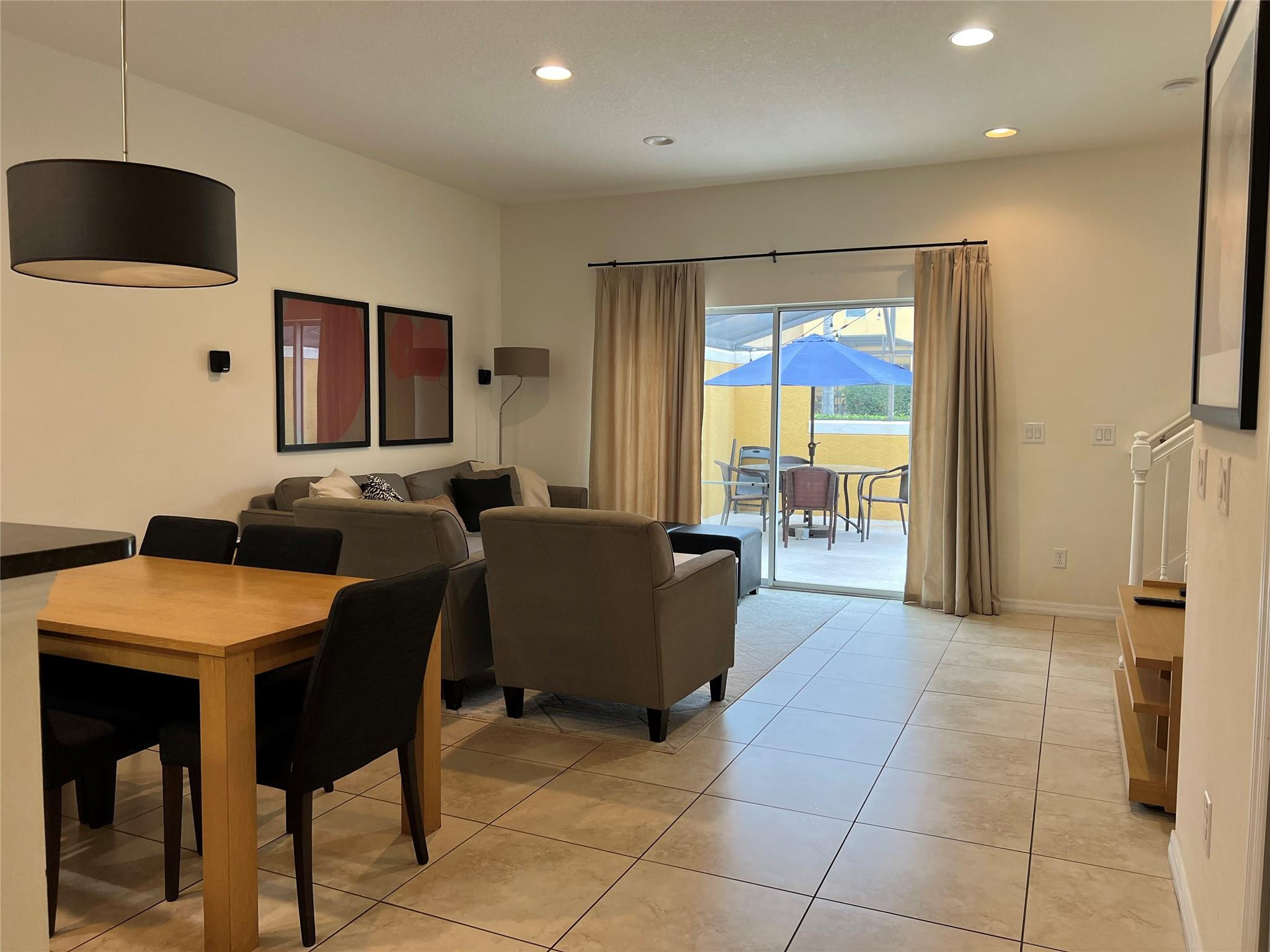 ENCANTADA - Residential