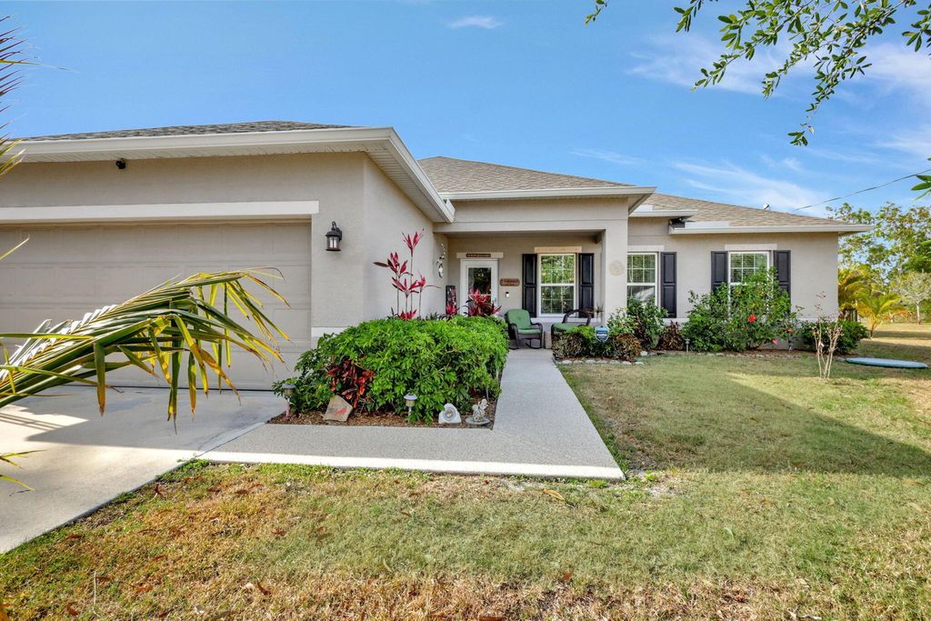 Photo of 5330 NW Perez Court, Port Saint Lucie, FL 34983 (MLS # R10978272)