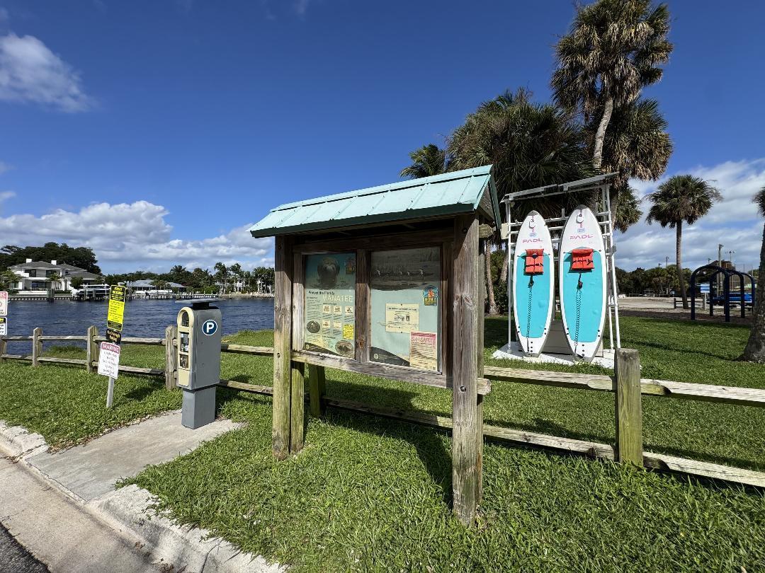 JUNO ISLES 3 - Residential Lease