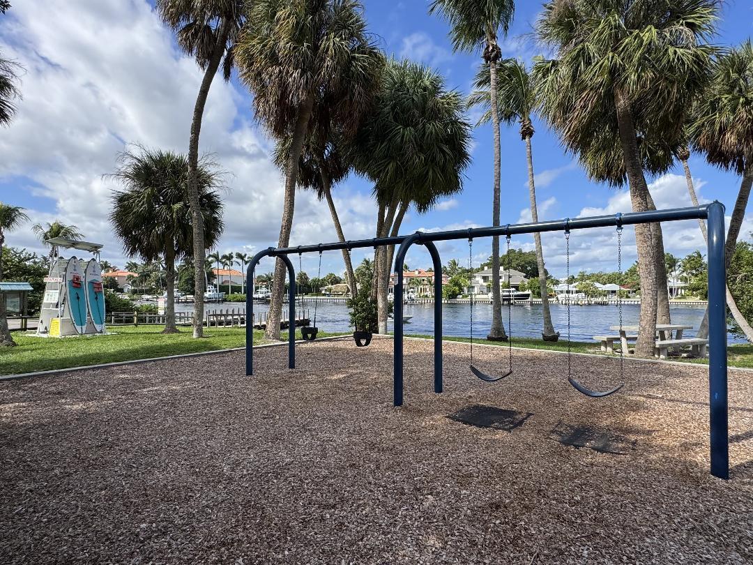 JUNO ISLES 3 - Residential Lease