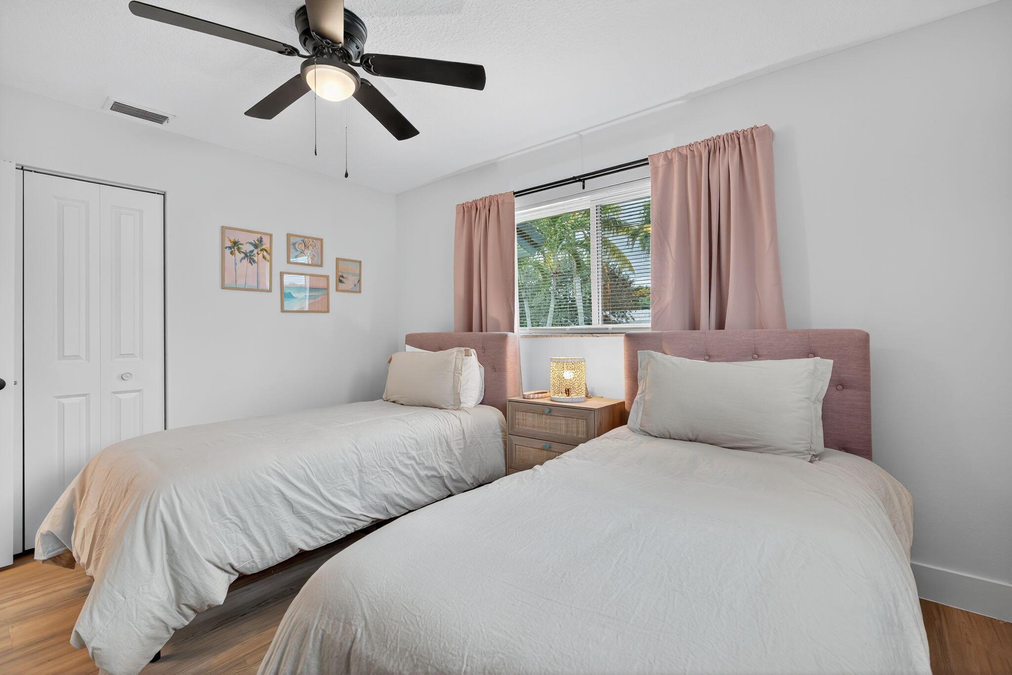 JUNO ISLES 3 - Residential Lease