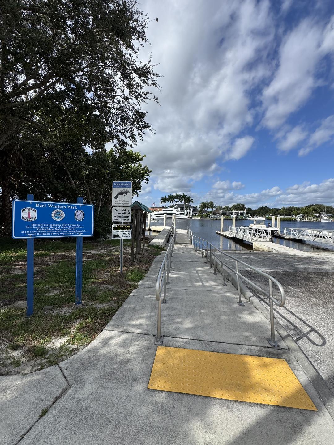 JUNO ISLES 3 - Residential Lease