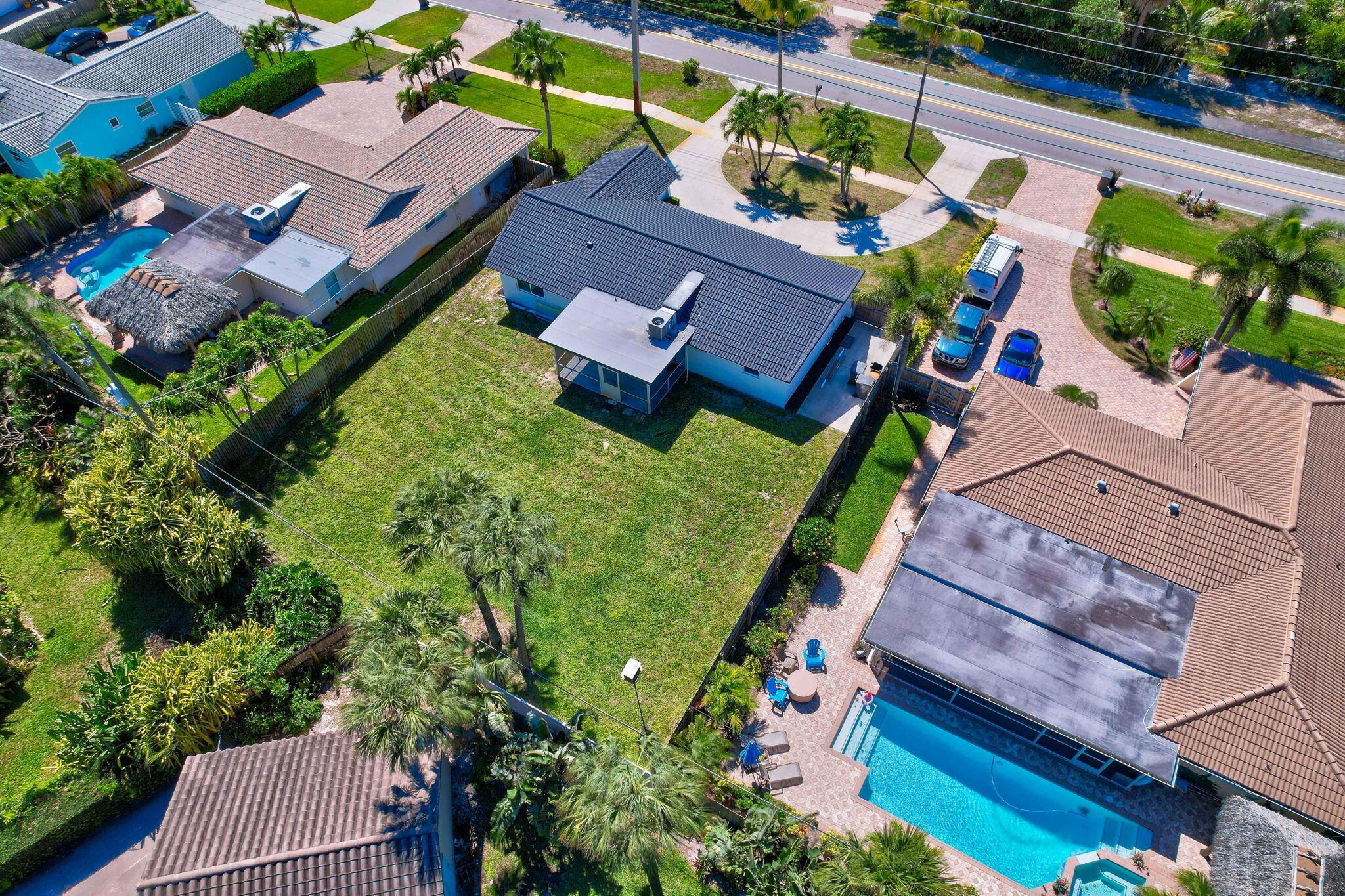 JUNO ISLES 3 - Residential Lease