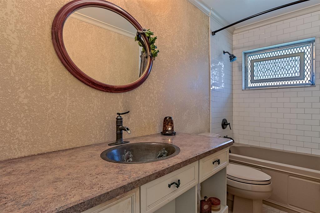 LEISUREVILLE SECOND SEC - Residential