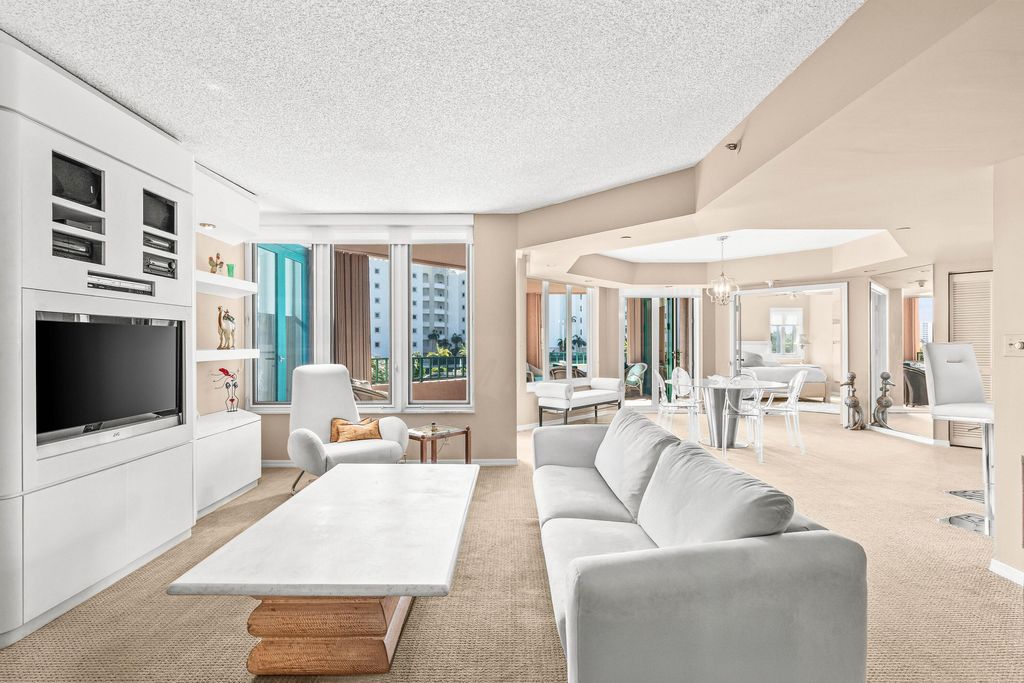 Photo of 140 SE 5th Avenue #442, Boca Raton, FL 33432 (MLS # R11149544)