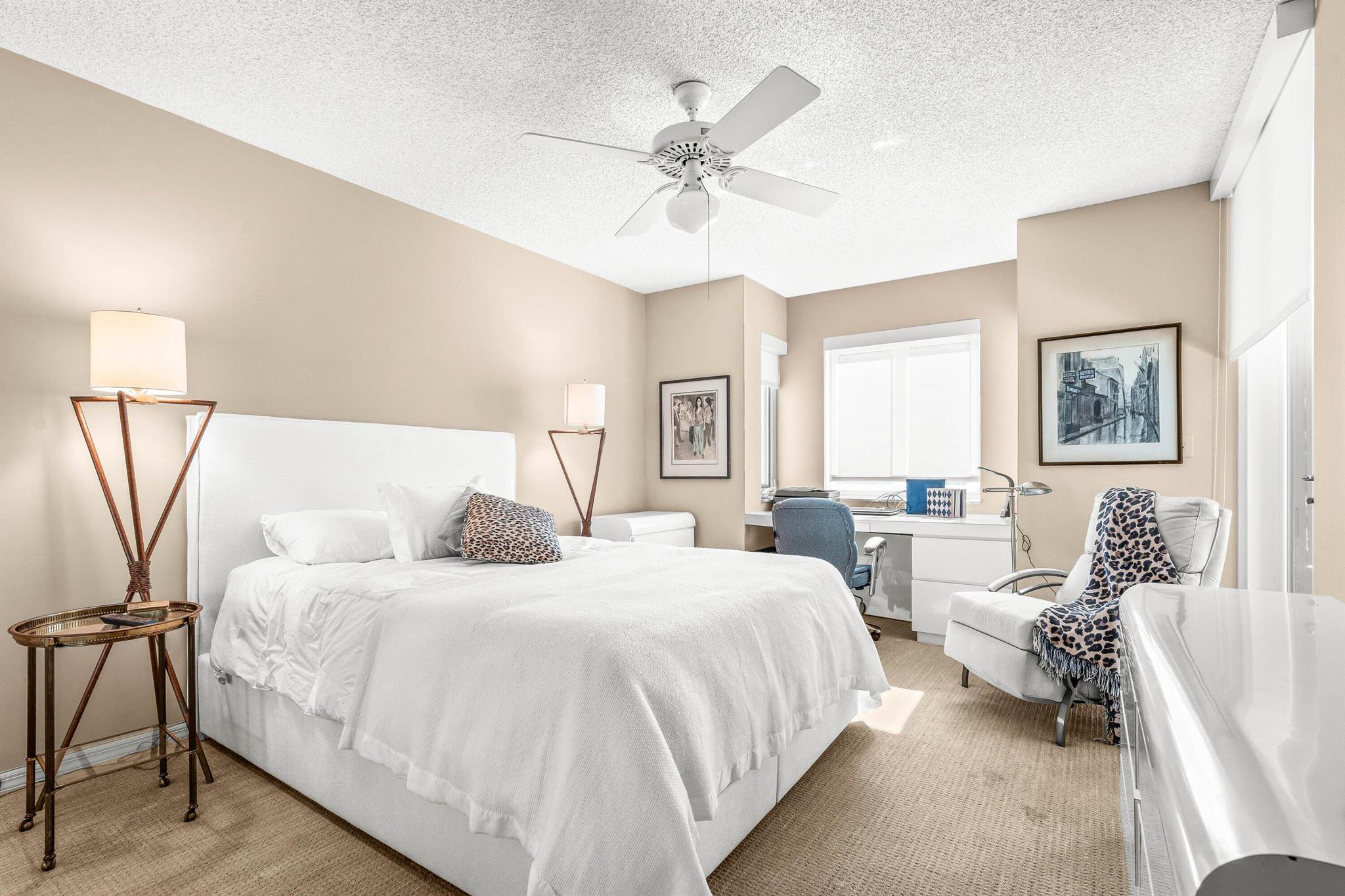 MIZNER COURT - Residential