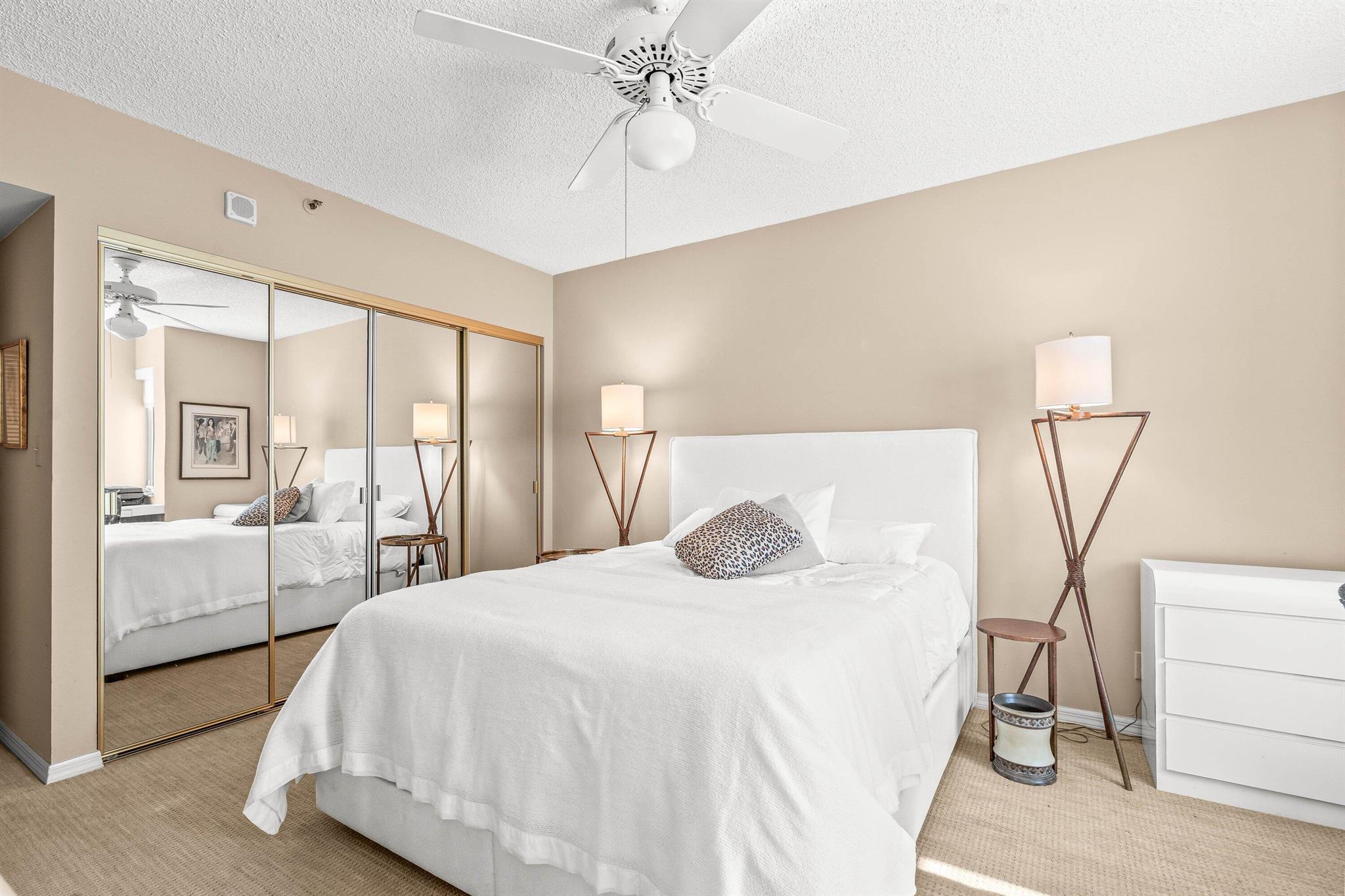 MIZNER COURT - Residential