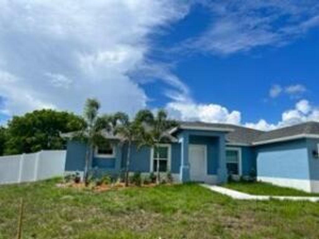 Photo of 2352 SW Plum Court, Port Saint Lucie, FL 34953 (MLS # B26021988)
