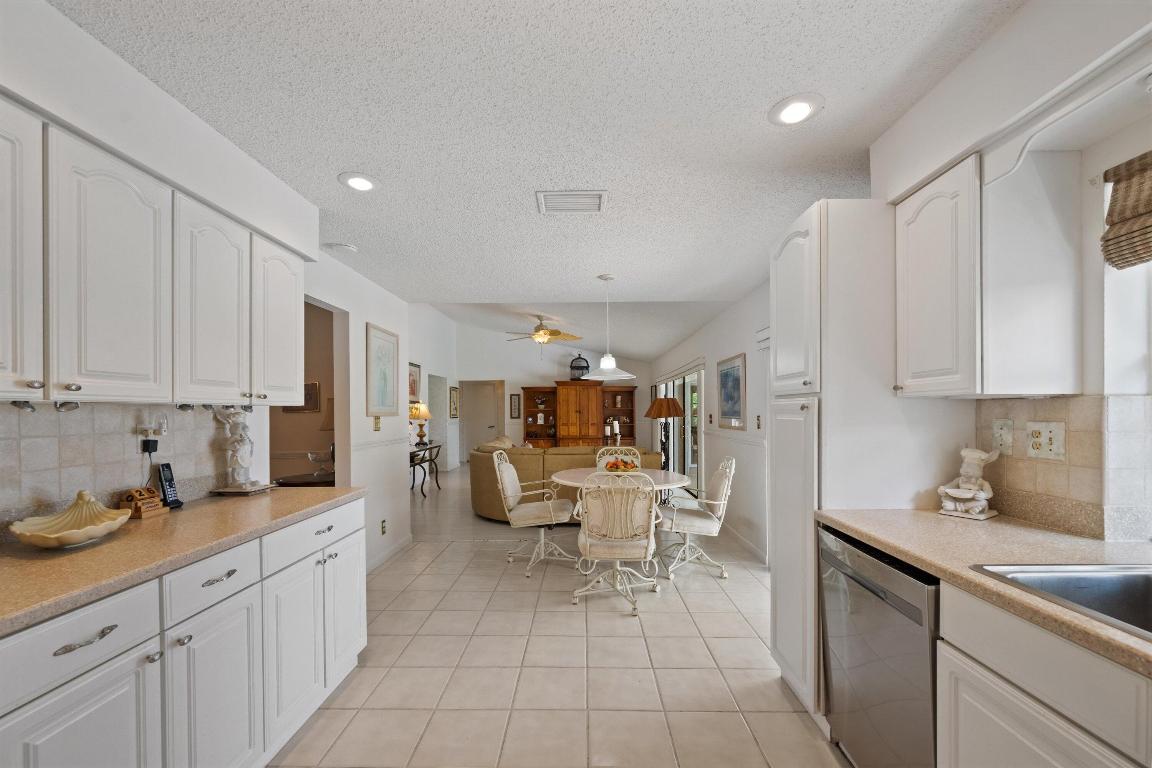 BOCA GREENS 2 - Residential