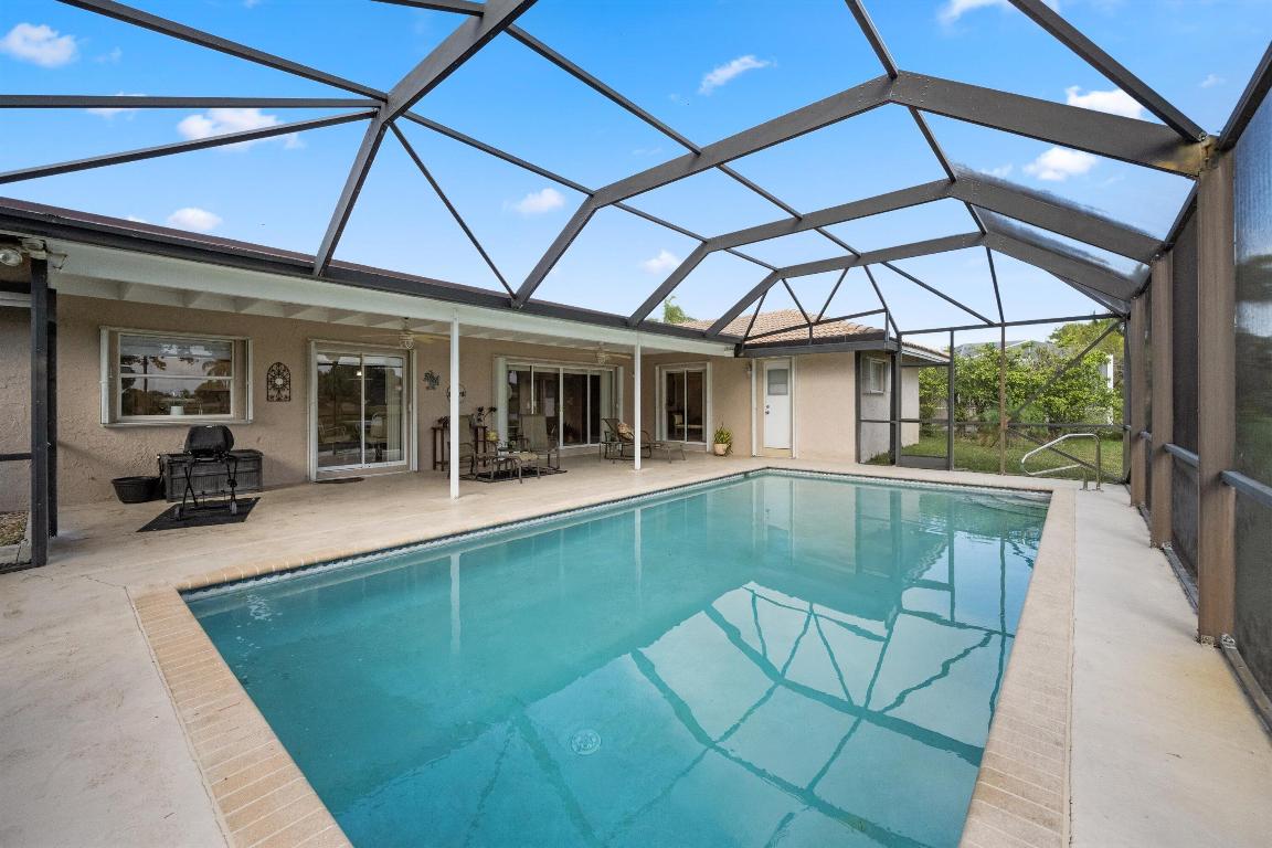 BOCA GREENS 2 - Residential