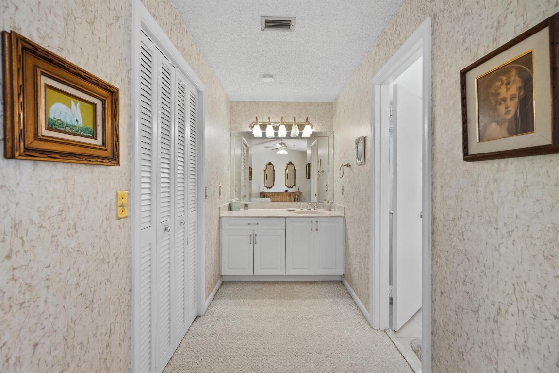 BOCA GREENS 2 - Residential