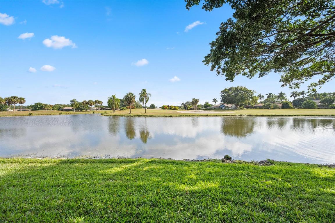 BOCA GREENS 2 - Residential