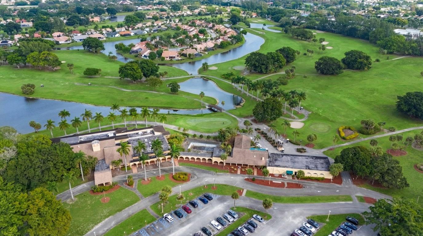 BOCA GREENS 2 - Residential