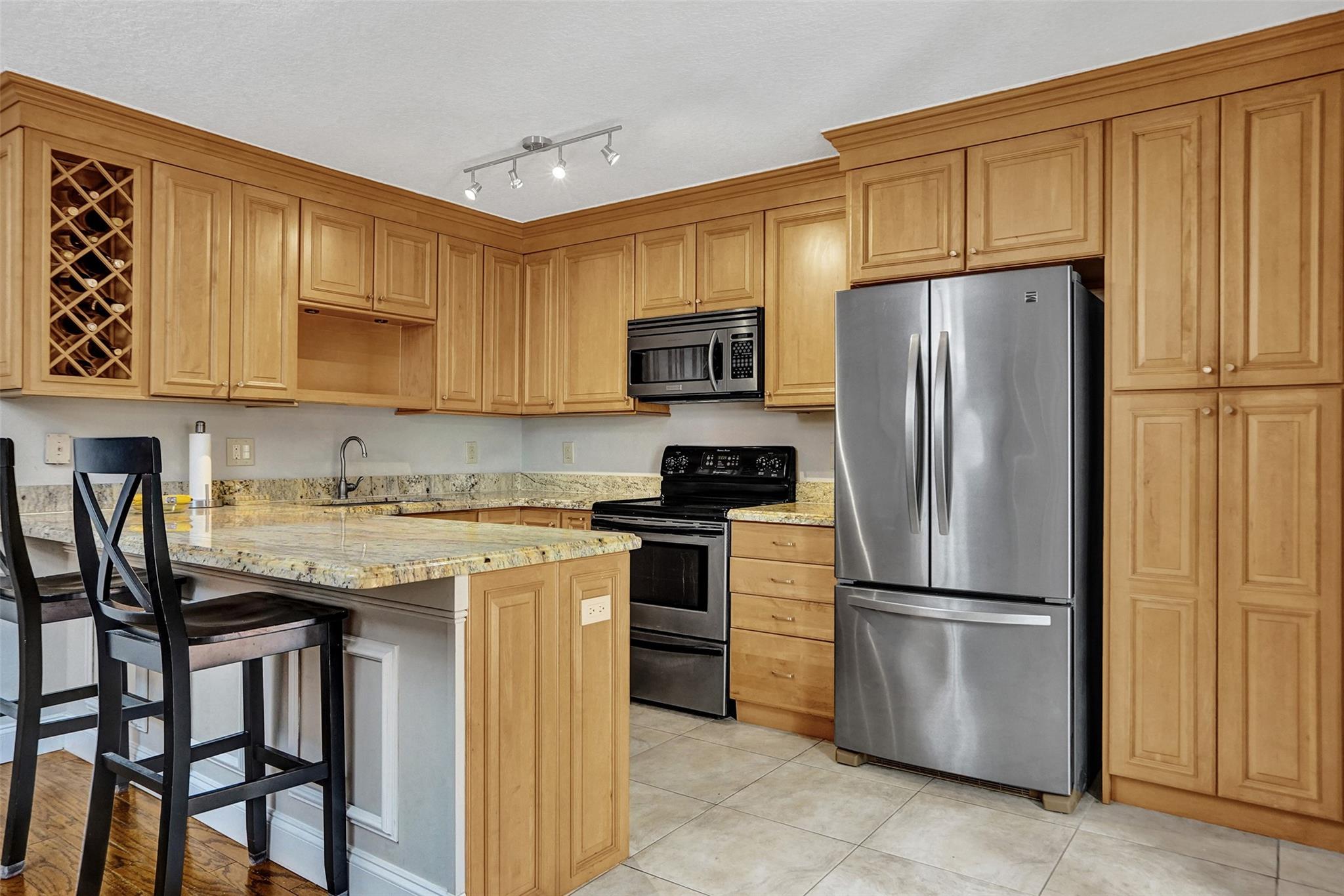 WOODVALE - Residential