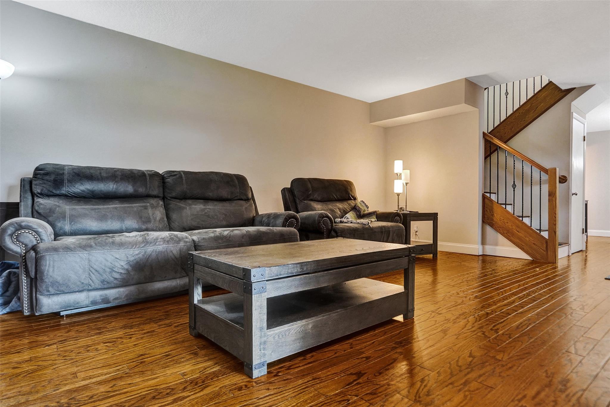 WOODVALE - Residential