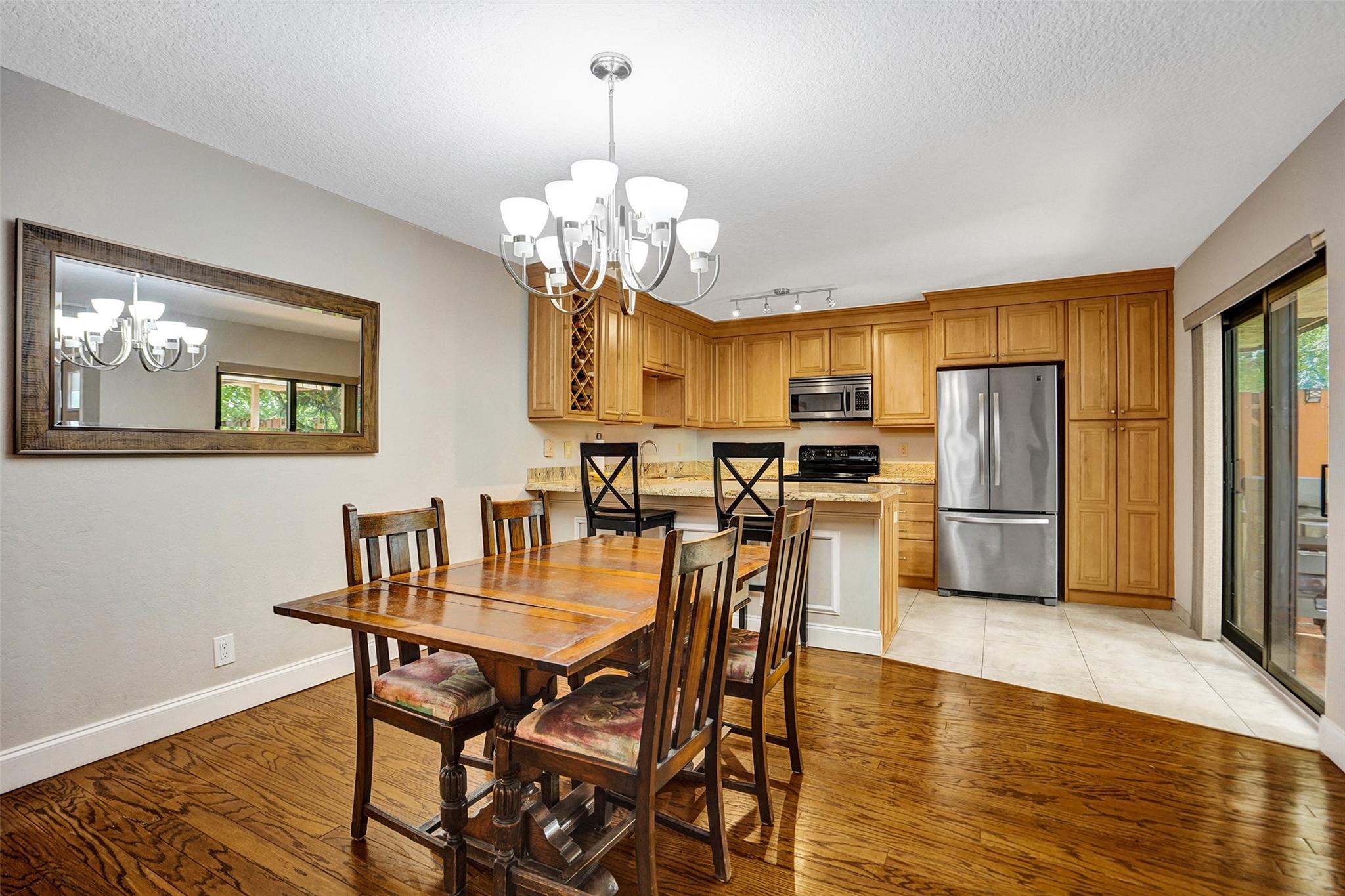 WOODVALE - Residential