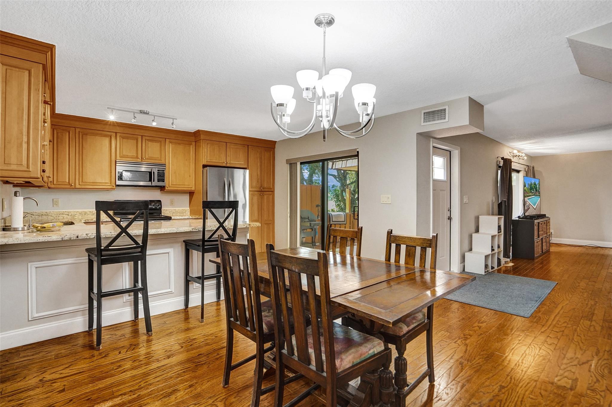 WOODVALE - Residential