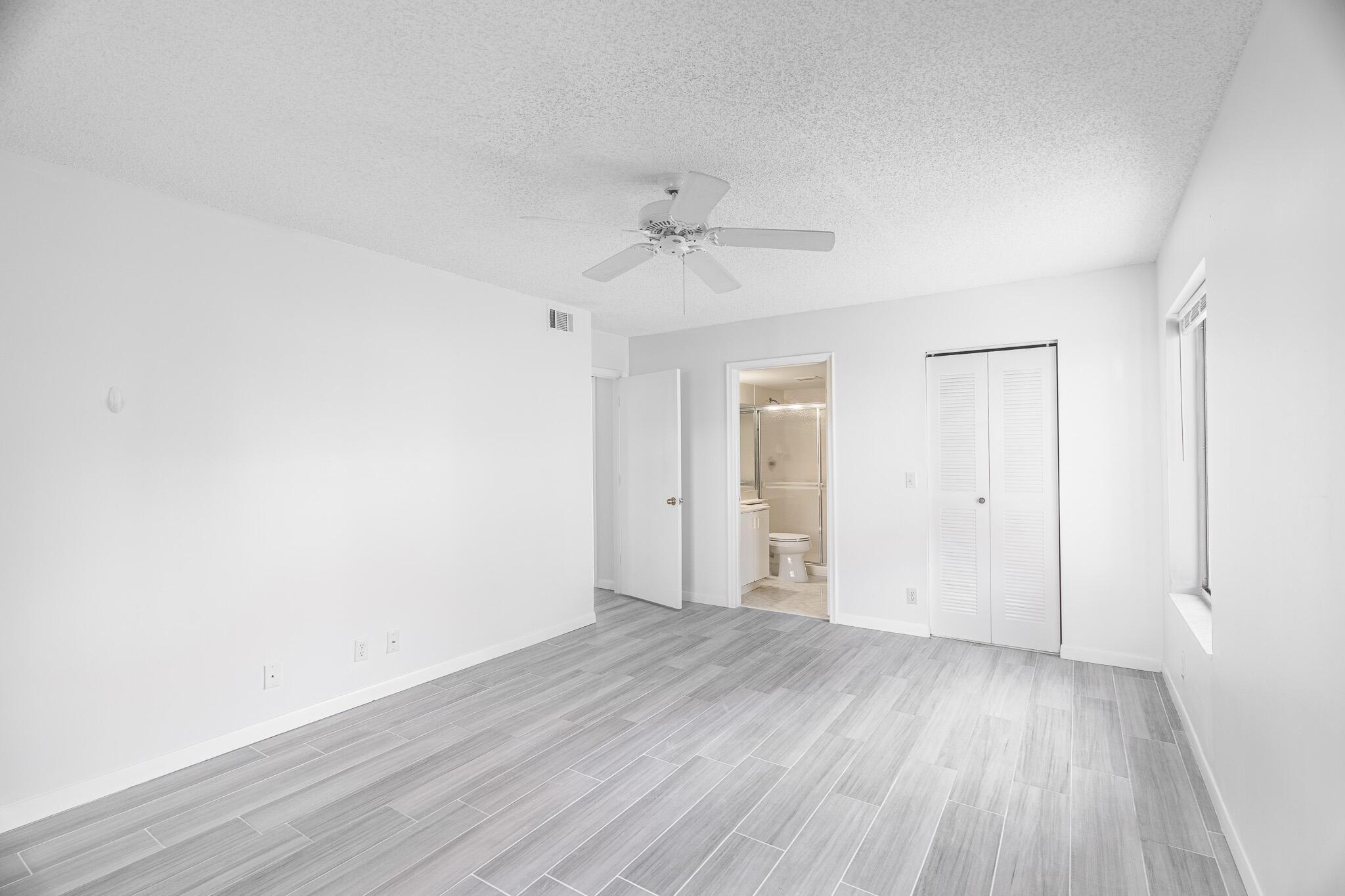 PINE RIDGE AT MARTIN DOWN - Residential