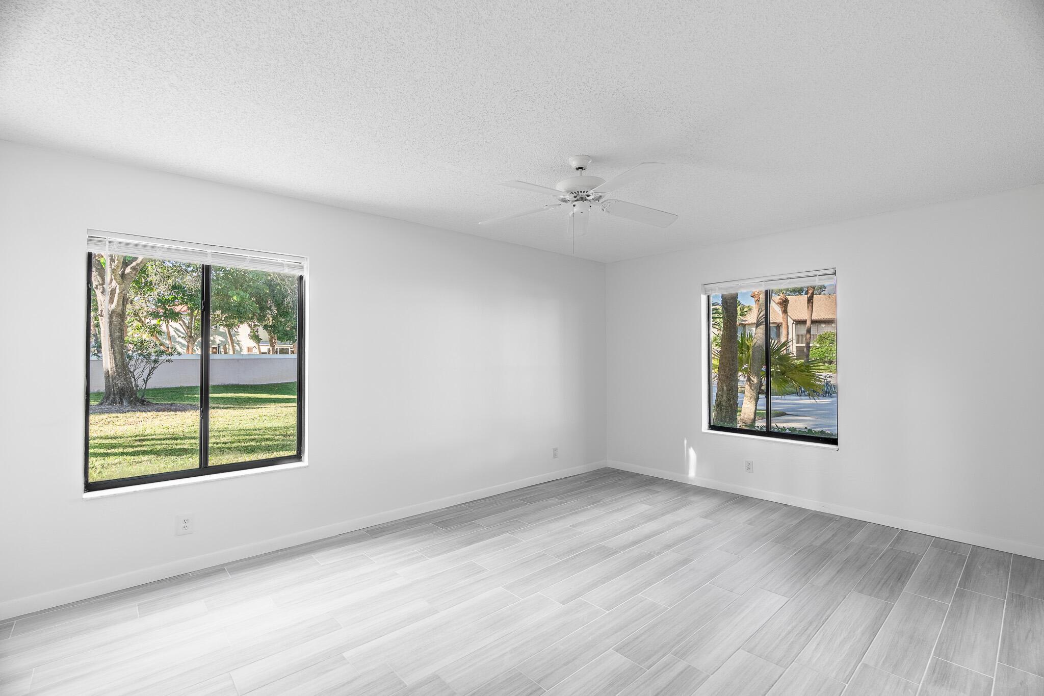 PINE RIDGE AT MARTIN DOWN - Residential
