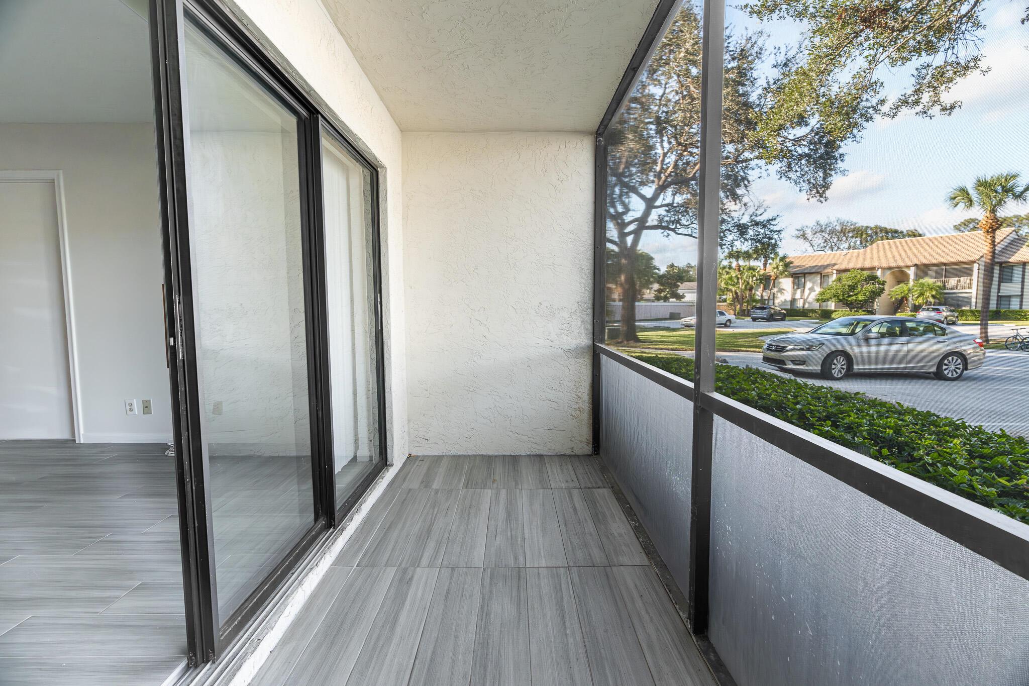 PINE RIDGE AT MARTIN DOWN - Residential