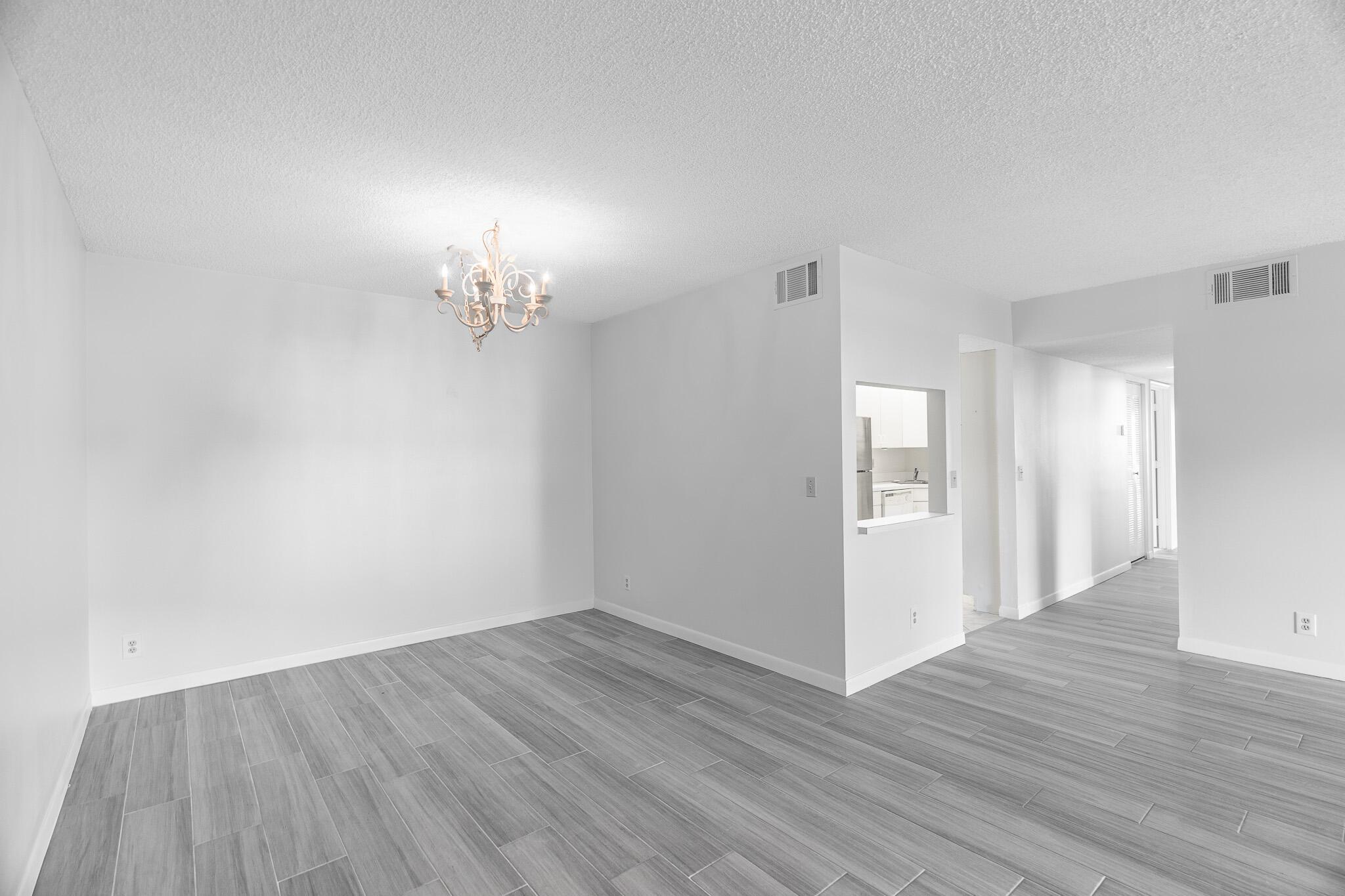 PINE RIDGE AT MARTIN DOWN - Residential