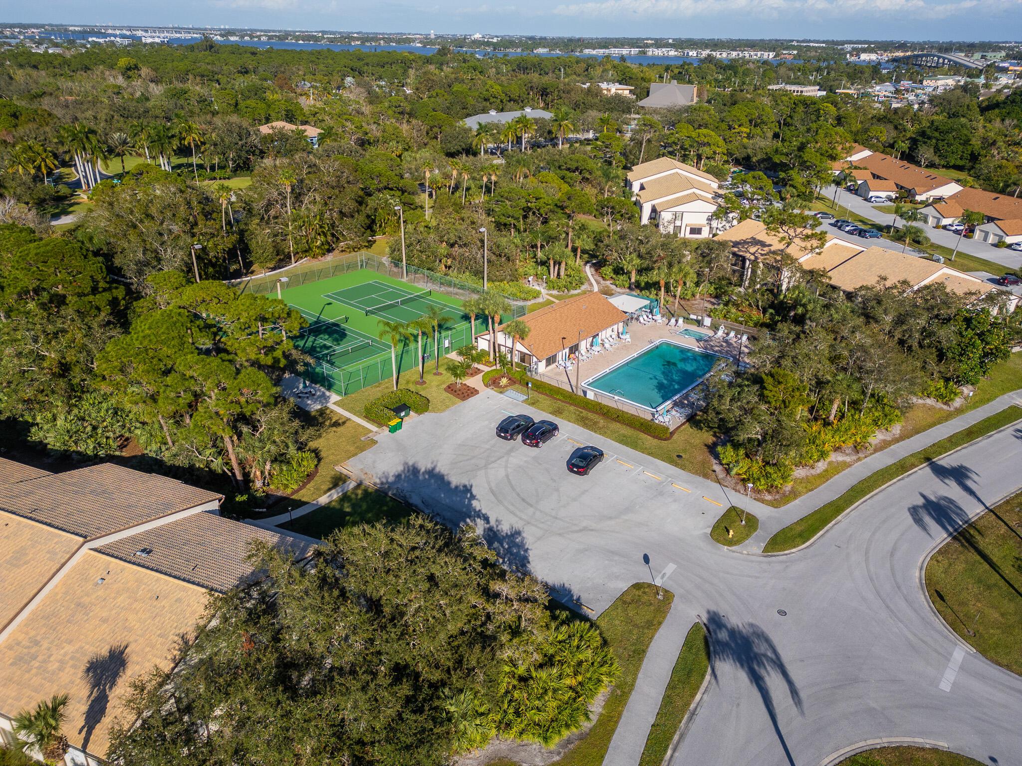 PINE RIDGE AT MARTIN DOWN - Residential