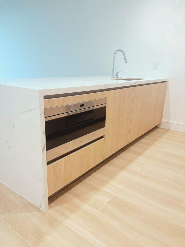 2411 Laguna Circle 1104