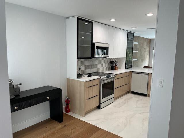 541 N Ocean Boulevard 5610