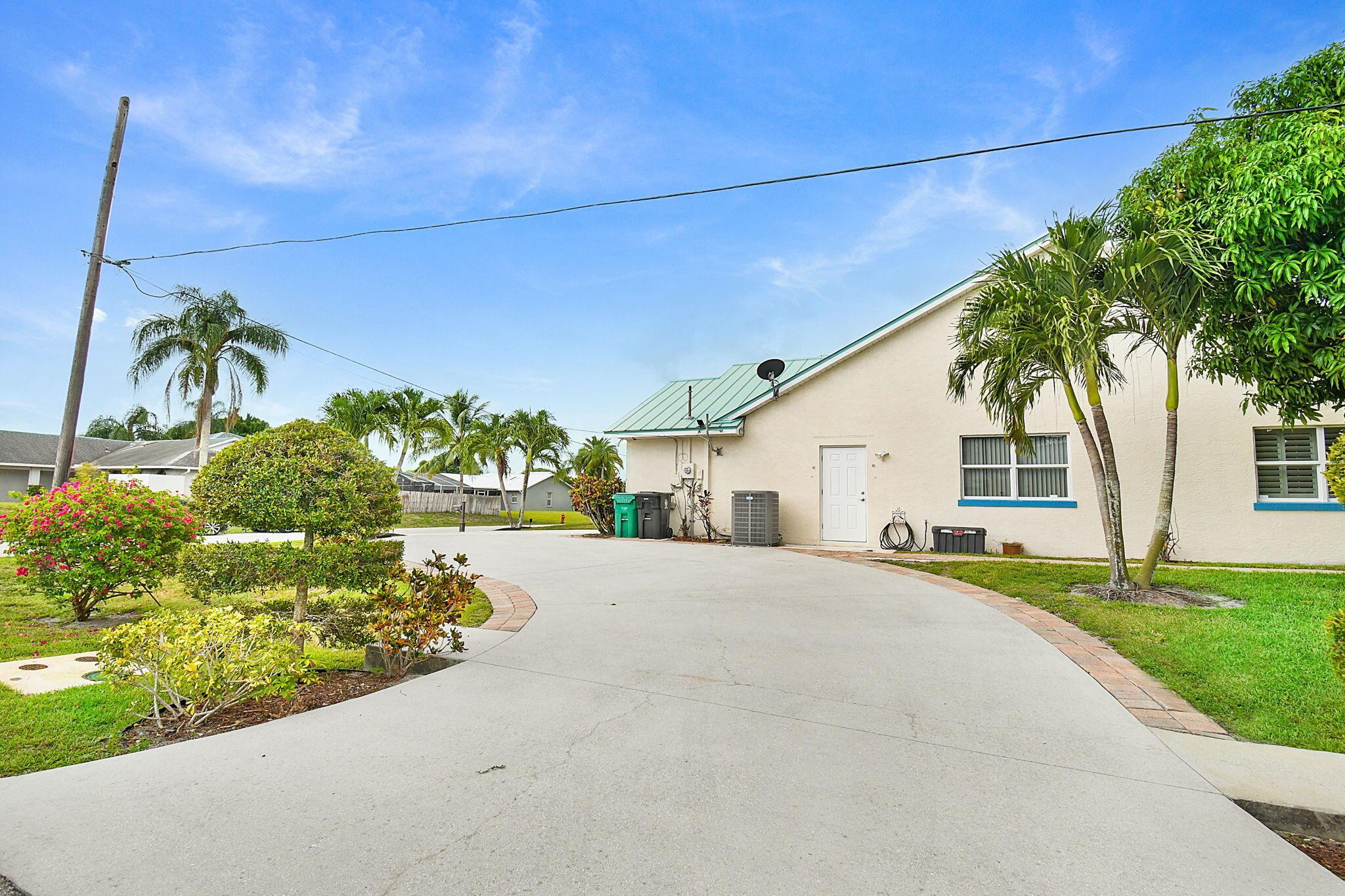 PORT ST LUCIE SECTION 18 - Residential