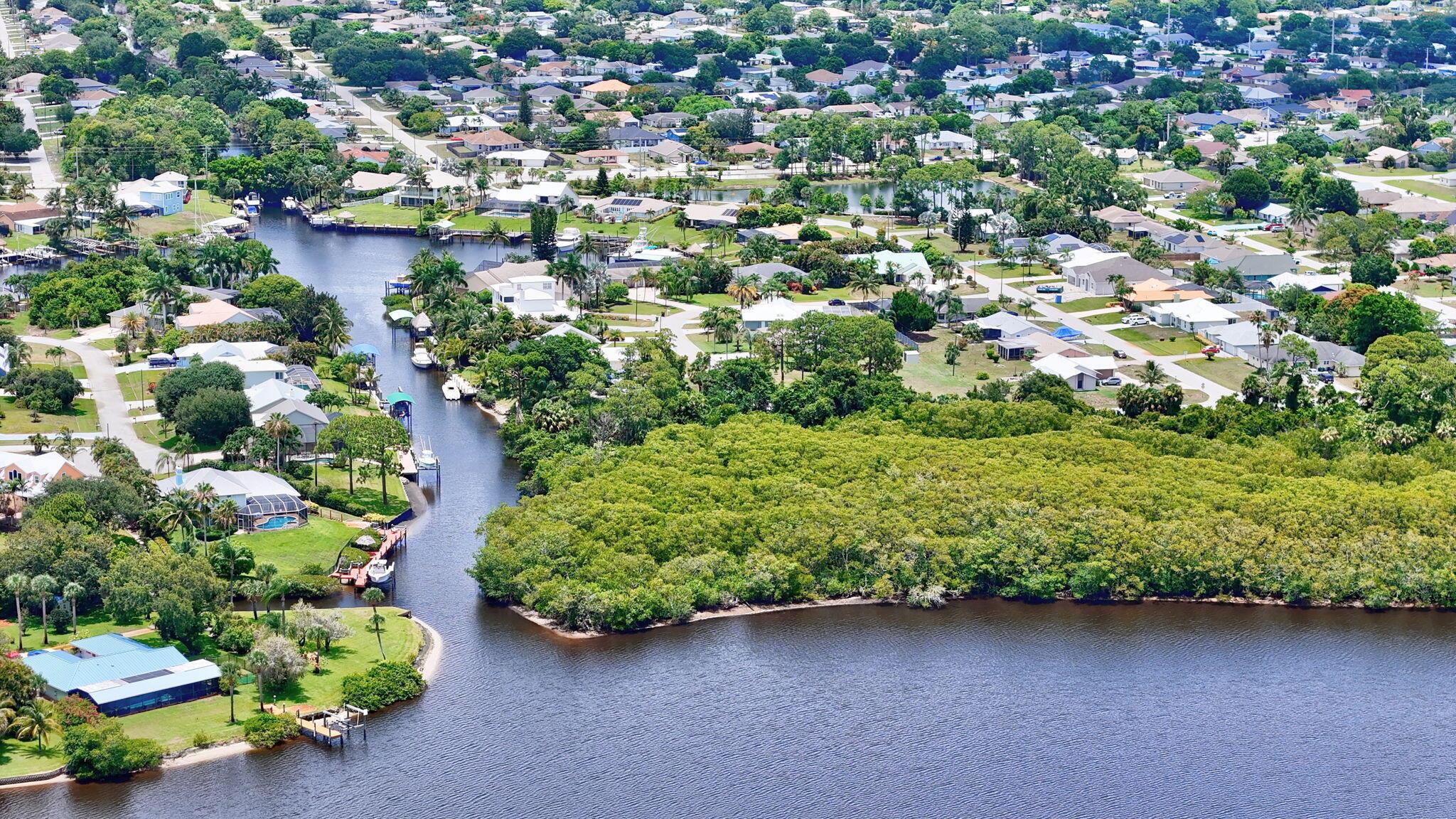 PORT ST LUCIE SECTION 18 - Residential