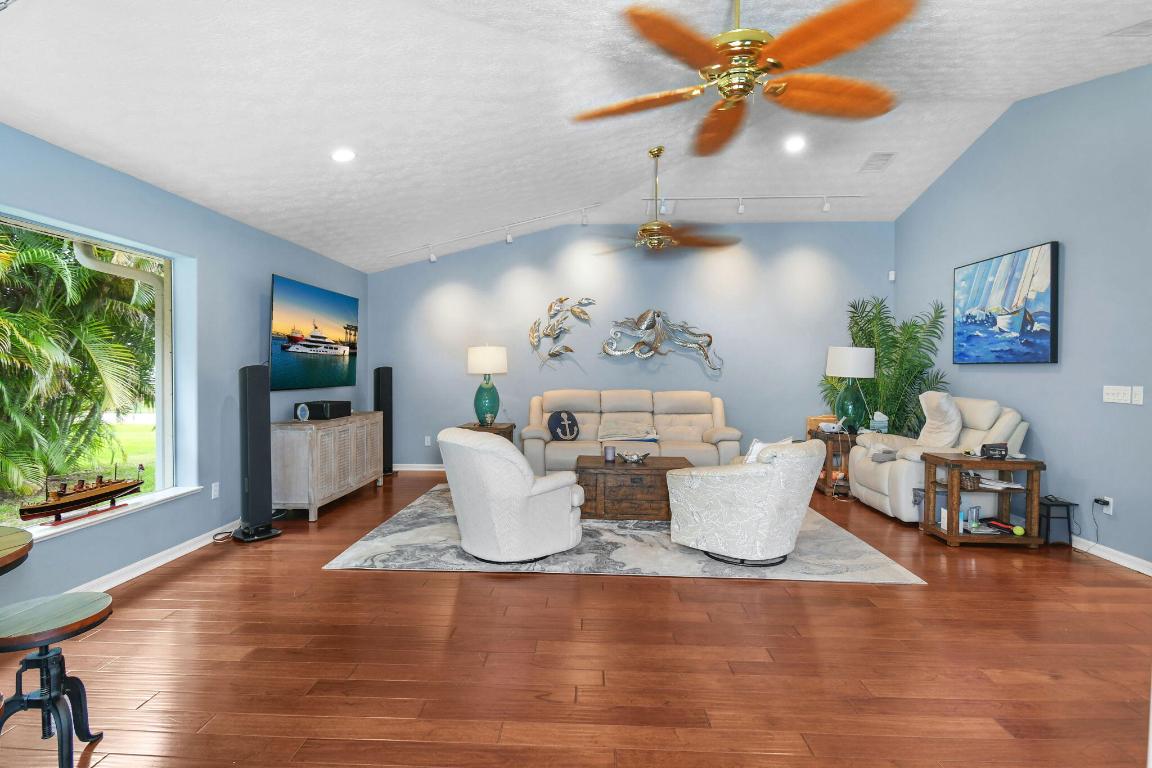 PORT ST LUCIE SECTION 18 - Residential