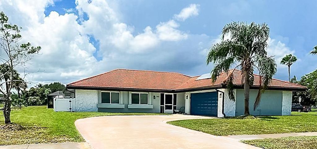 Photo of 2442 SE Gowin Drive, Port Saint Lucie, FL 34952 (MLS # R11005814)