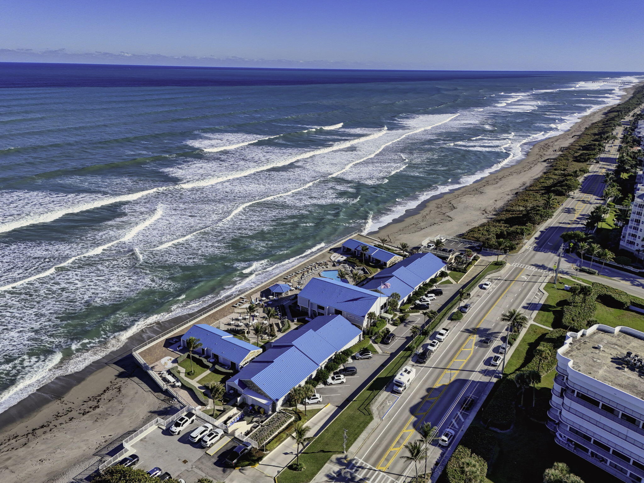SEA RISE COND DECL FILED 9-21-81 - Residential